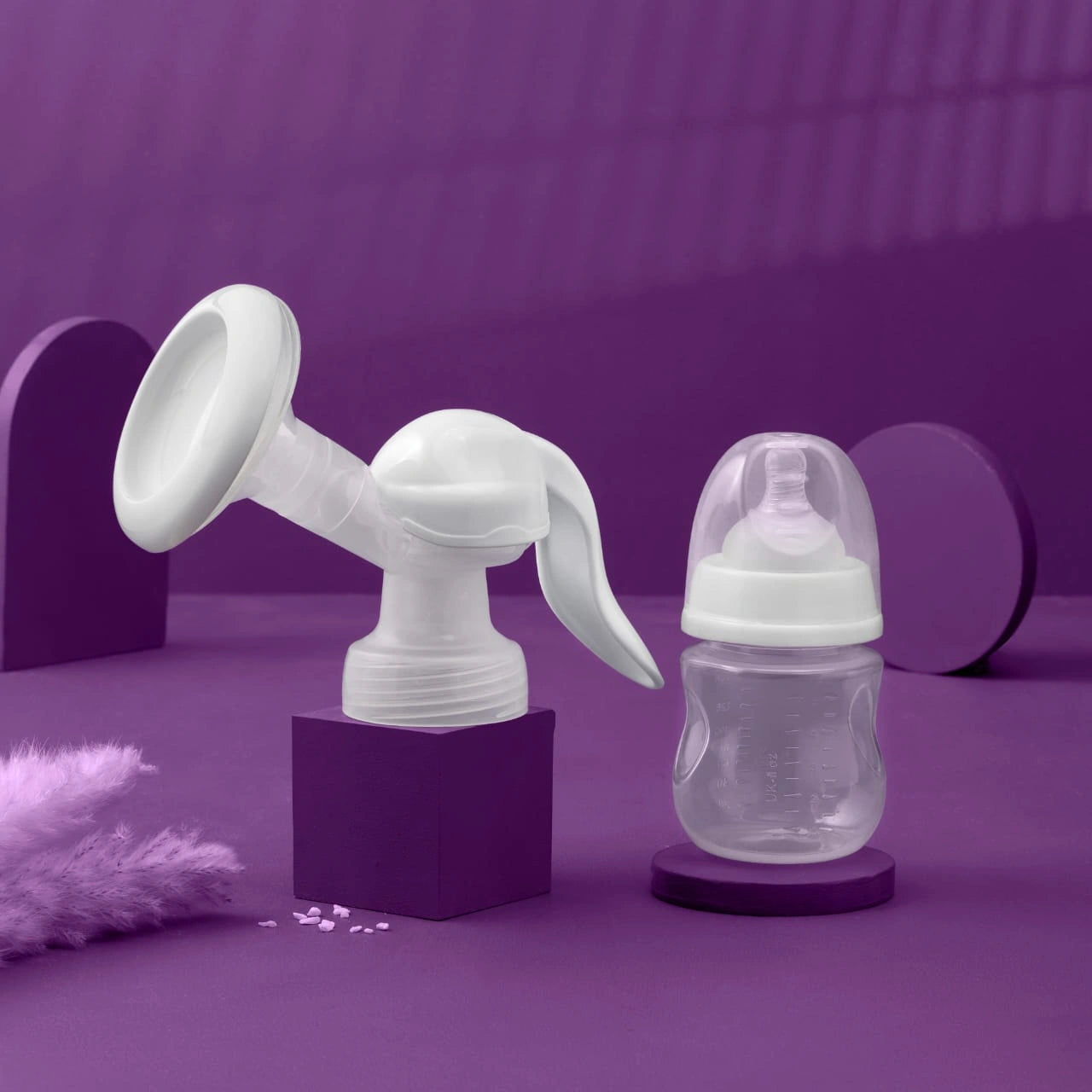 PureComfort™ Manual Breast Pump – Gentle, Safe & Travel-Friendly